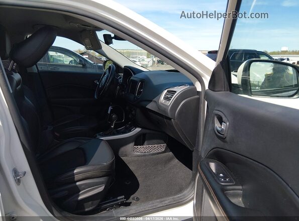 3C4NJDBB6LT156754 2020 JEEP COMPASS White Vista interior delantera