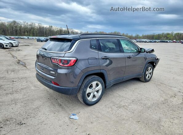 3C4NJDBB8JT192216 2018 JEEP COMPASS Черный Задняя правая четверть