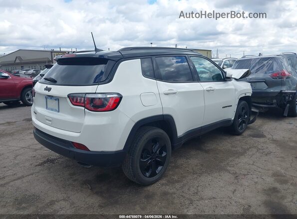 3C4NJDBB8JT395459 2018 JEEP COMPASS White Trasero derecho