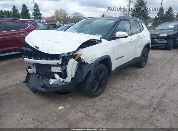 3C4NJDBB8JT395459 2018 JEEP COMPASS White Vista tres cuartos delantera izquierda