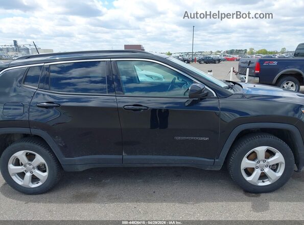 3C4NJDBB8KT671835 2019 JEEP COMPASS Black Widok z przodu