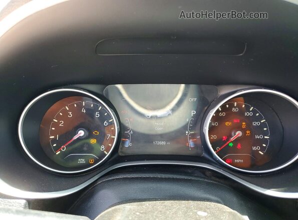 3C4NJDBB9JT192063 2018 JEEP COMPASS Черный Вид щитка приборов