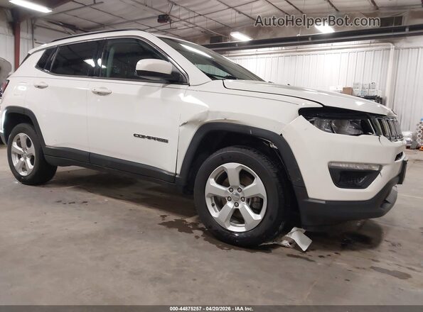 3C4NJDBBXJT313828 2018 JEEP COMPASS Белый Передняя правая четверть