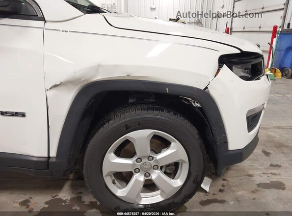 3C4NJDBBXJT313828 2018 JEEP COMPASS Белый Вид спереди