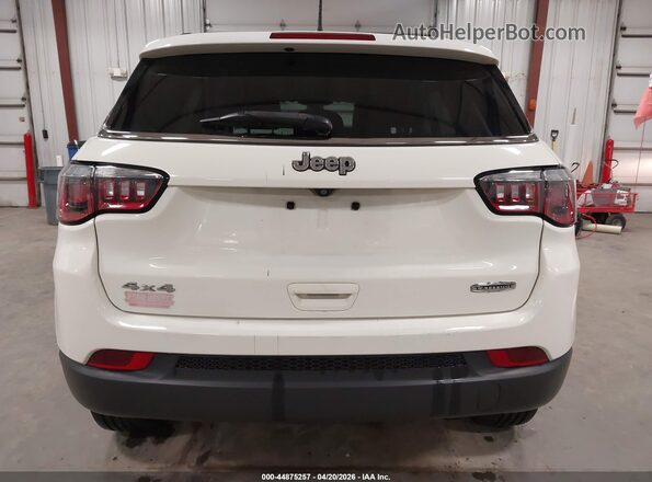 3C4NJDBBXJT313828 2018 JEEP COMPASS Белый 