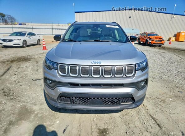 3C4NJDBBXNT118754 2022 JEEP COMPASS Gray Widok z przodu