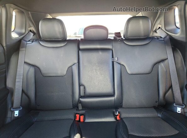 3C4NJDBN2ST540426 2025 JEEP COMPASS Белый Вид задних сидений