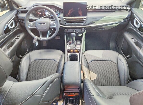 3C4NJDBN2ST540426 2025 JEEP COMPASS Белый Вид панели приборов