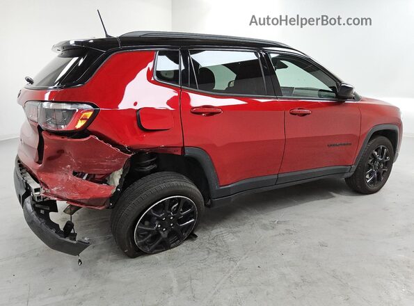 3C4NJDBN4RT152592 2024 JEEP COMPASS Красный Панорамный вид салона 360°