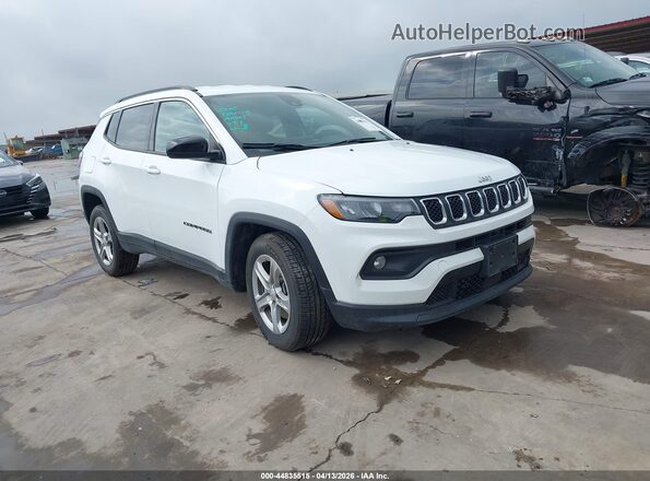 3C4NJDBN6RT608060 2024 JEEP COMPASS White Przód prawy
