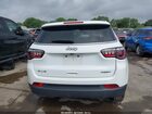 2024 Jeep Compass Latitude 4x4 White vin: 3C4NJDBN6RT608060