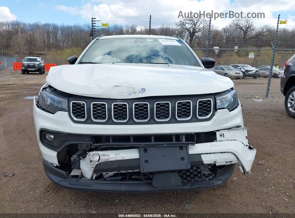 3C4NJDBN7RT137813 2024 JEEP COMPASS White Vista del cuadro de instrumentos