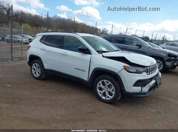 3C4NJDBN7RT137813 2024 JEEP COMPASS White Delantero derecho