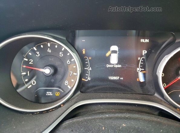 3C4NJDCB2JT489772 2018 JEEP COMPASS Black ხელსაწყოთა პანელის ხედი