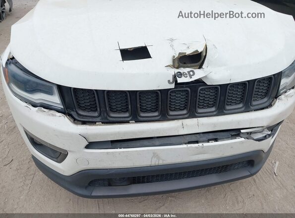 3C4NJDCB2KT731025 2019 JEEP COMPASS White Front view