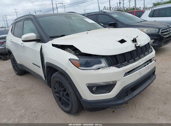 3C4NJDCB2KT731025 2019 JEEP COMPASS White Front right