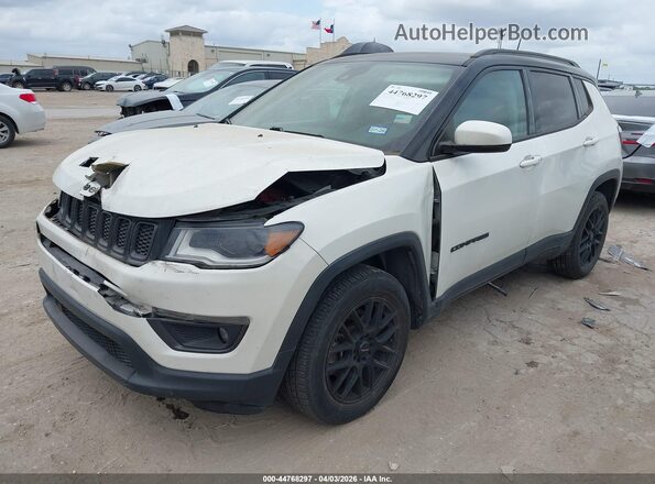 3C4NJDCB2KT731025 2019 JEEP COMPASS White Front left