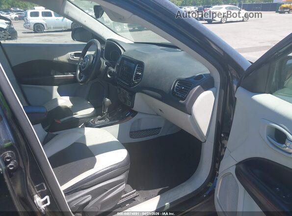 3C4NJDCB7HT641216 2017 JEEP NEW COMPASS Черный Вид салона спереди