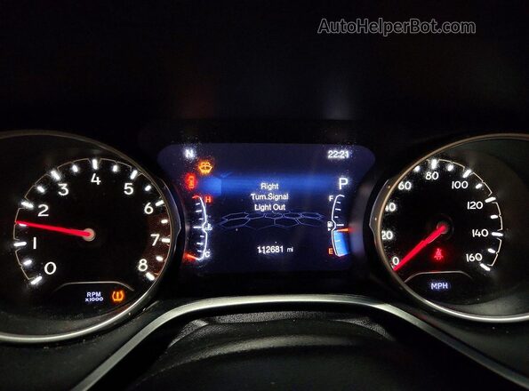 3C4NJDCB9JT222368 2018 JEEP COMPASS Черный Вид щитка приборов