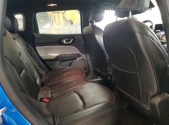 3C4NJDCN8ST568326 2025 JEEP COMPASS Синий Вид задней части салона
