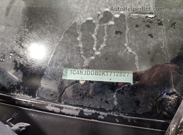 3C4NJDDB0KT712827 2019 JEEP COMPASS Серебряный Вид наклейки с VIN-кодом