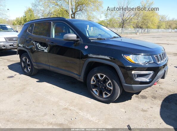 3C4NJDDB1JT343359 2018 JEEP COMPASS Черный Передняя правая четверть