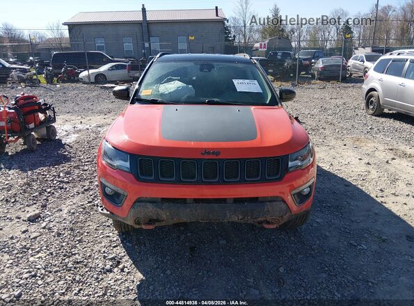 3C4NJDDB2HT688281 2017 JEEP NEW COMPASS Orange Rear interior view