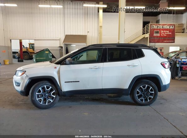 3C4NJDDB2LT184628 2020 JEEP COMPASS Белый Панорамный вид салона 360°