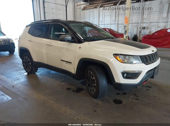 3C4NJDDB2LT184628 2020 JEEP COMPASS Белый Передняя правая четверть