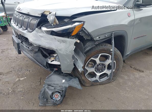 3C4NJDDB2NT105820 2022 JEEP COMPASS Серый Вид спереди