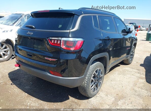 3C4NJDDB3KT594885 2019 JEEP COMPASS Черный Задняя правая четверть