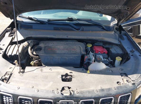 3C4NJDDB3KT594885 2019 JEEP COMPASS Черный Вид сзади