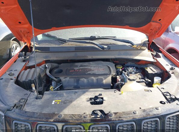 3C4NJDDB7HT667779 2017 JEEP NEW COMPASS Orange Вид ззаду