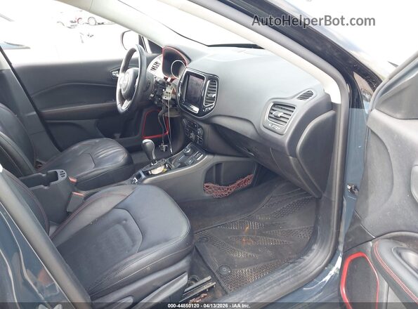 3C4NJDDB8HT635374 2017 JEEP NEW COMPASS Blue Вид салону спереду