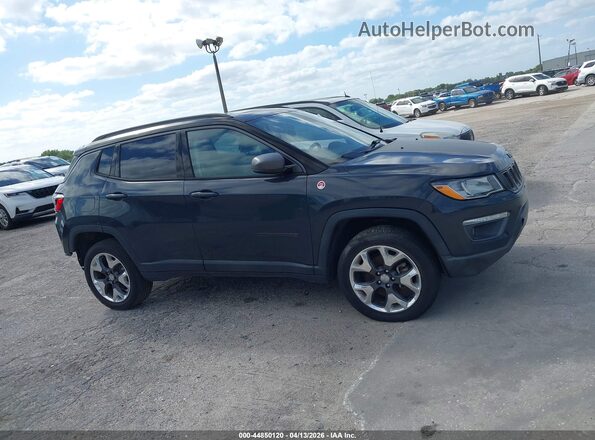 3C4NJDDB8HT635374 2017 JEEP NEW COMPASS Blue Вид задньої частини салону