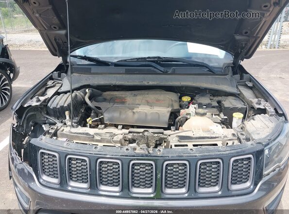 3C4NJDDB8JT348283 2018 JEEP COMPASS Серый Вид сзади
