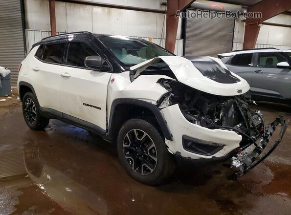 3C4NJDDB9KT629316 2019 JEEP COMPASS Белый Передняя правая четверть