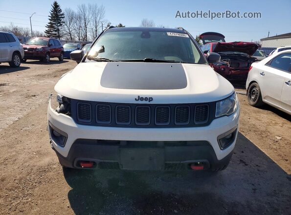 3C4NJDDBXJT346003 2018 JEEP COMPASS Белый Вид спереди