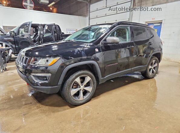 3C4NJDDBXKT765602 2019 JEEP COMPASS Black Przód lewy