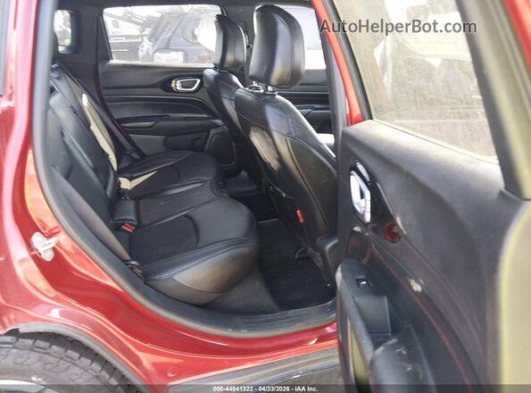 3C4NJDDN3RT171485 2024 JEEP COMPASS Red Widok naklejki z numerem VIN