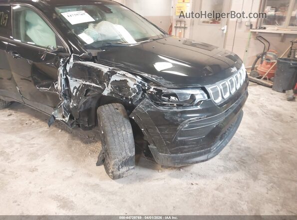 3C4NJDFB5NT128280 2022 JEEP COMPASS Black Widok z przodu