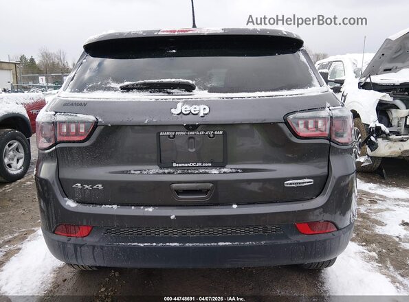 3C4NJDFB8NT129486 2022 JEEP COMPASS Gray 