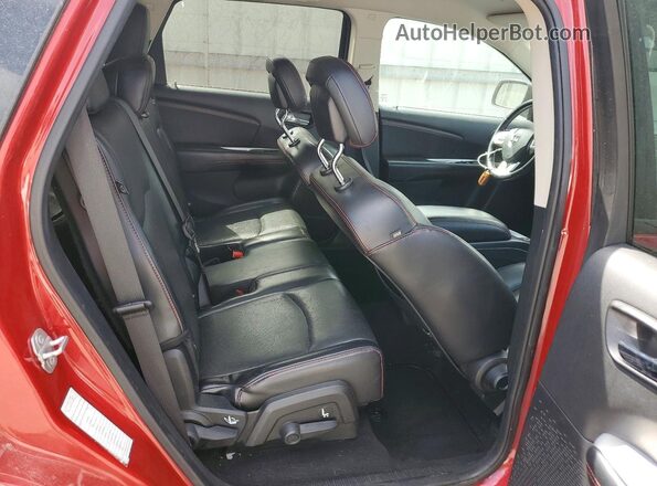 3C4PDCEG6KT693818 2019 DODGE JOURNEY Red Widok wnętrza z tyłu