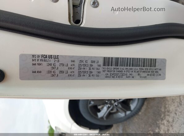 3C4PDDGG7JT323141 2018 DODGE JOURNEY Белый Вид подкапотного пространства