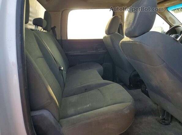 3C63R3GL5HG629580 2017 RAM 3500 Белый Вид задних сидений
