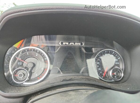 3C63RRML9RG190683 2024 RAM 3500 Black Widok zestawu wskaźników