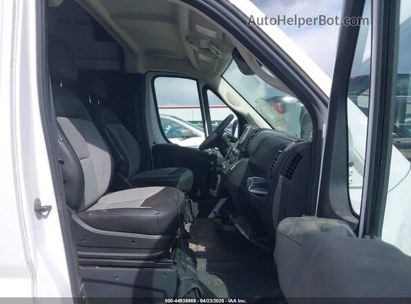 3C6LRVDG1SE519406 2025 RAM PROMASTER 2500 White Widok wnętrza z przodu