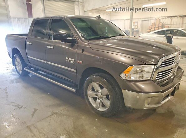 3C6RR7LT0JG195775 2018 RAM 1500 Серый Передняя правая четверть