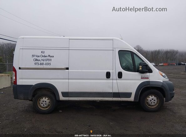 3C6TRVCG7HE515516 2017 RAM PROMASTER 2500 White Widok wnętrza z tyłu