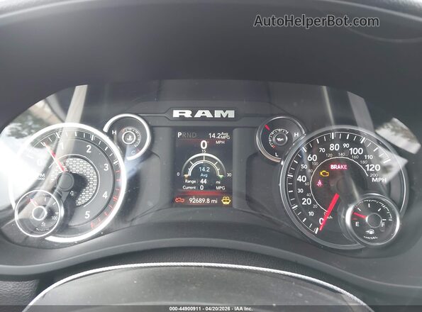 3C6UR5CL9RG347319 2024 RAM 2500 White Вид задніх сидінь